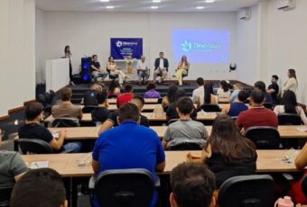 Evento reúne estudantes e empresários para debater negócios de sucesso em Sousa
