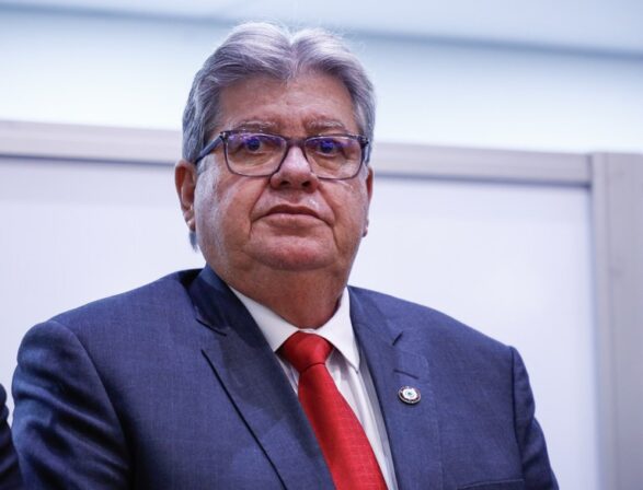 João Azevêdo cita diálogo e diz que PT estará em aliança para disputar 2026, na Paraíba