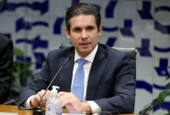 Hugo Motta anuncia que relatório da PEC da Segurança Pública será apresentado aos líderes nesta terça-feira