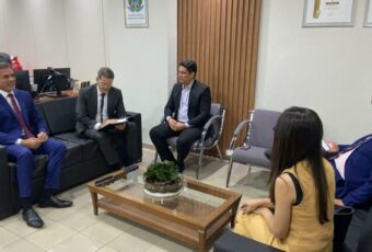 PT aciona o TRE contra antecipação de campanha de Flávio Bolsonaro na Paraíba