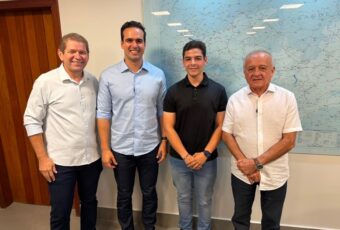 Prefeito de Aguiar,Tintin Guedes declara apoio à pré-candidatura de Lucas Ribeiro