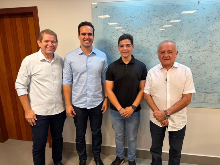 Prefeito de Aguiar,Tintin Guedes declara apoio à pré-candidatura de Lucas Ribeiro