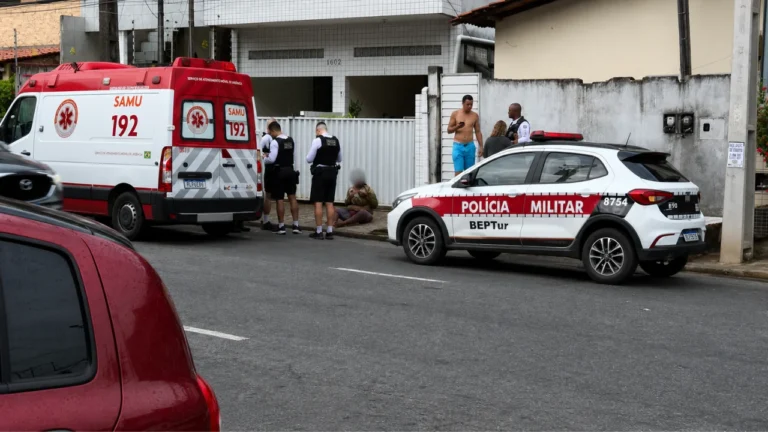 Filha é suspeita de esfaquear a própria mãe