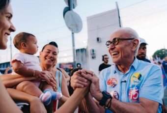 Cícero, Diogo, Veneziano, André e Romero puxam multidão em Campina