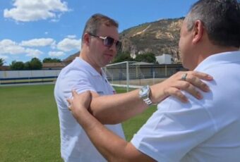 Revista IstoÉ destaca Catingueira e repercussão nacional é comemorada pelo prefeito Suélio Félix