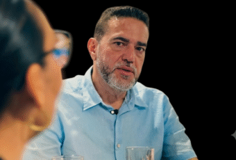 TCE julga procedente representação sobre locação de veículos e multa prefeito de Serra Branca
