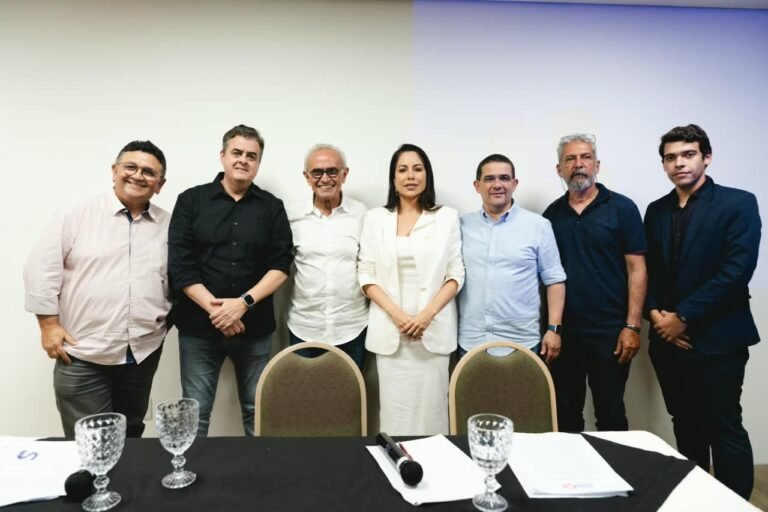 Em encontro com o Trade Turístico, Cícero defende fazer do turismo política permanente de desenvolvimento econômico