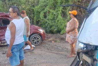 Acidente entre carro e ônibus deixa duas pessoas mortas em Caaporã