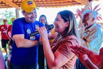 Justiça Eleitoral determina prefeita de Cajazeiras apagar post de obra com ‘propaganda’ para Júnior Araújo