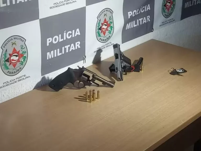 Mulher é atingida por bala perdida durante confronto e dois suspeitos são presos