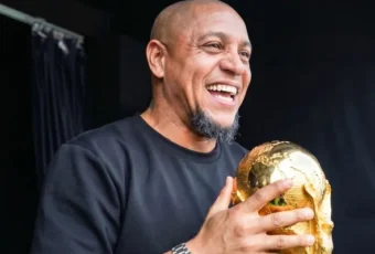 Roberto Carlos revela ter perdido 99% do que ganhou no futebol: “Conta zerada”