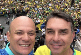 Cabo Gilberto defende viagem de Flávio aos EUA e cita perseguição
