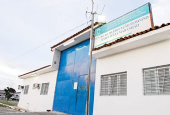 Pais suspeitos de matar bebê com 24 facadas são transferidos para João Pessoa