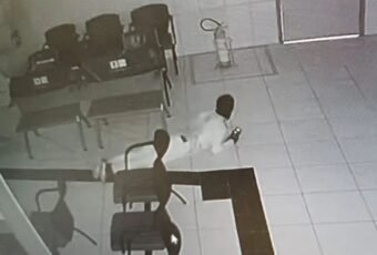 Agência bancária é arrombada durante a madrugada