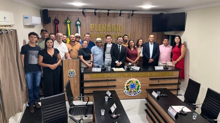 Ricardo Ferreira é eleito presidente da Câmara de Santana de Mangueira, durante sessão tumultuada