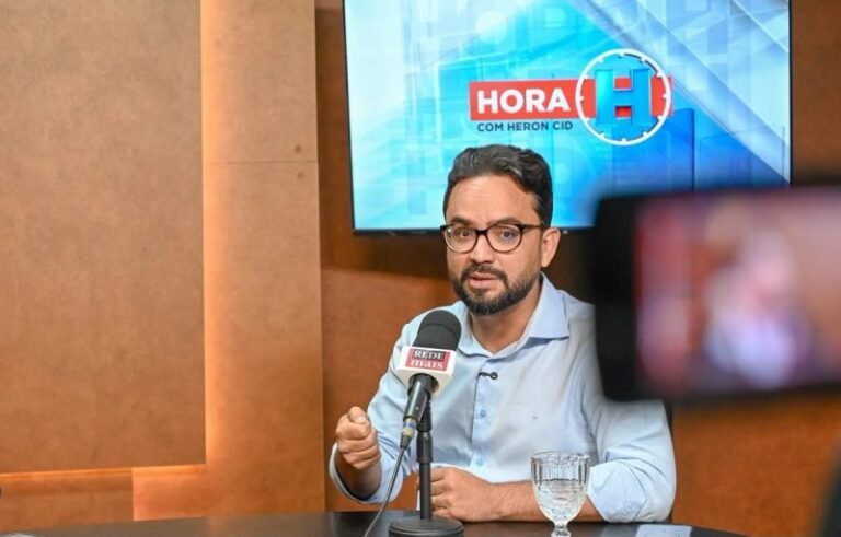 Tibério cita ‘erro’ do PSB no apoio a Cícero em 2024 e prega partido disputando 2028 em JP